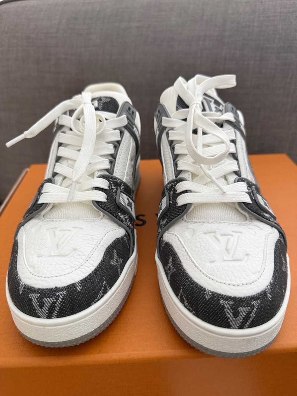 Louis Vuitton Monogram LV Trainer Sneakers - Picture 5 of 16
